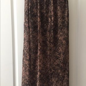Brown/black print skirt (size S)